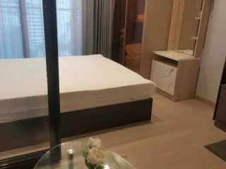 Wohnung zur Miete mit 1 Zimmer in Huai Khwang, Bangkok