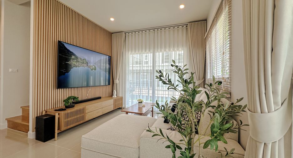 For rent 4 bedrooms house in Thalang, Phuket