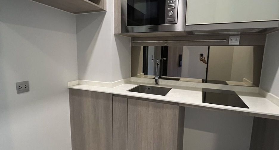 For sale 1 bed condo in Ratchathewi, Bangkok