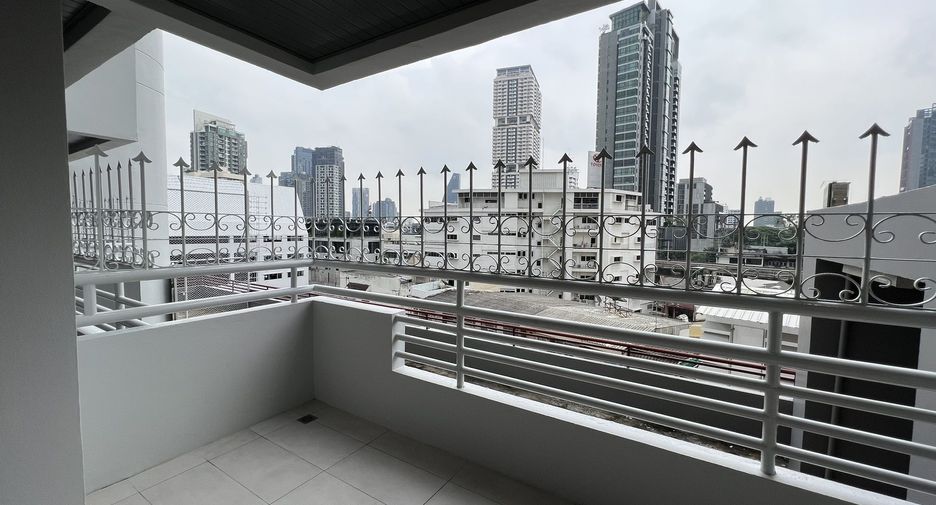 出租 3 卧室 公寓 在 Khlong Toei, 曼谷