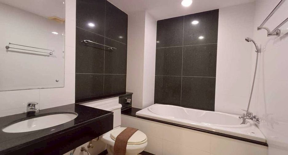 À louer 2 chambres condo à Kathu, Phuket