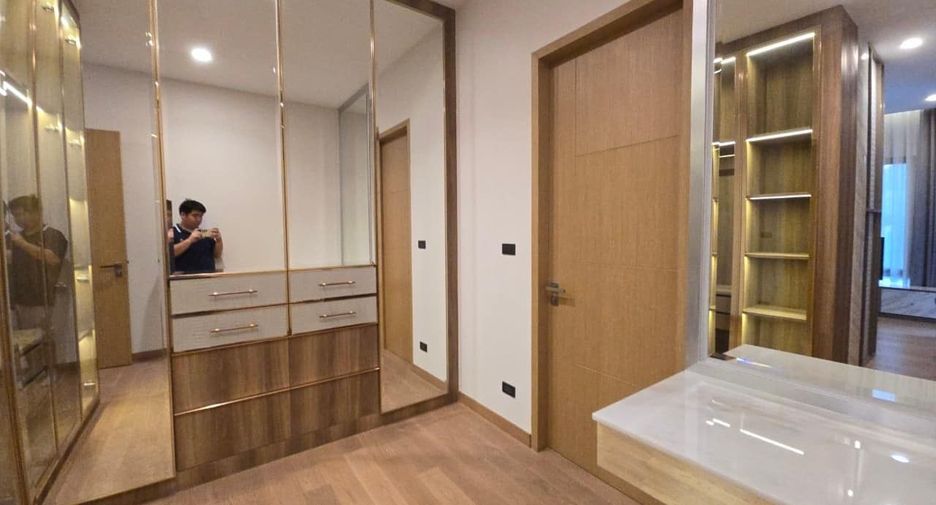 For sale 3 bedrooms house in Wang Thonglang, Bangkok