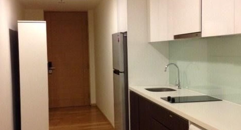 For rent 1 bed condo in Yan Nawa, Bangkok