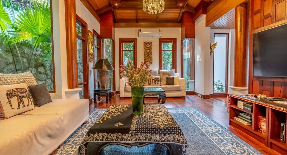 À louer 4 chambres villa à Thalang, Phuket