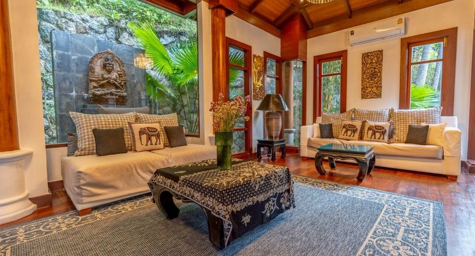 À louer 4 chambres villa à Thalang, Phuket