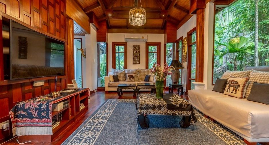 À louer 4 chambres villa à Thalang, Phuket