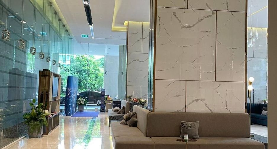 For rent 2 bedrooms condo in Watthana, Bangkok