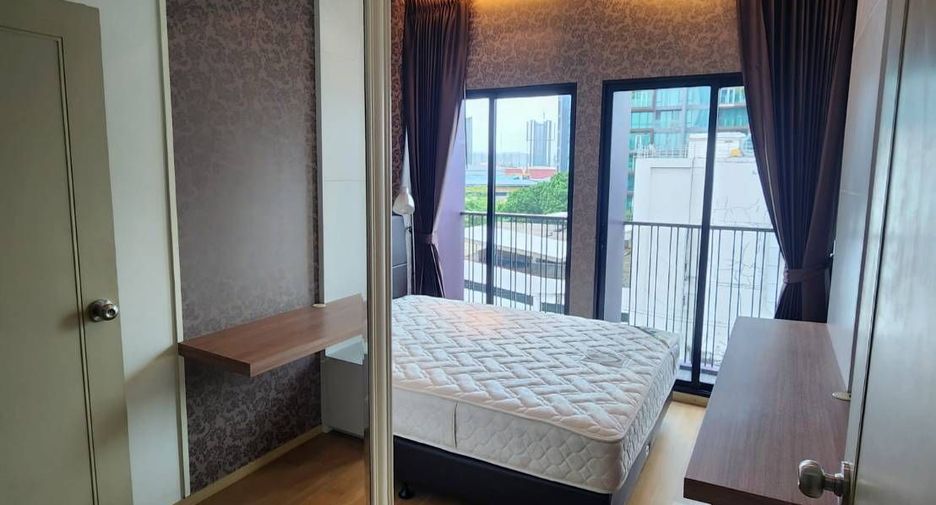 For rent 2 bedrooms condo in Khlong Toei, Bangkok