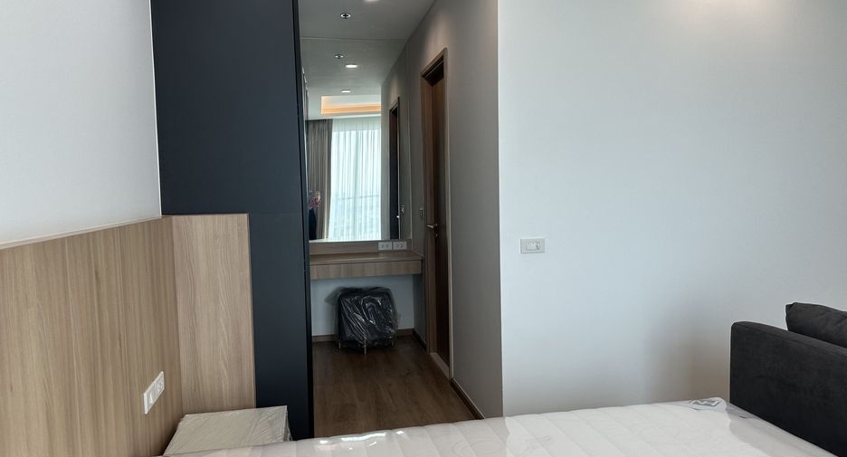Condo en alquiler de 3 habitaciones en Khlong Toei, Bangkok