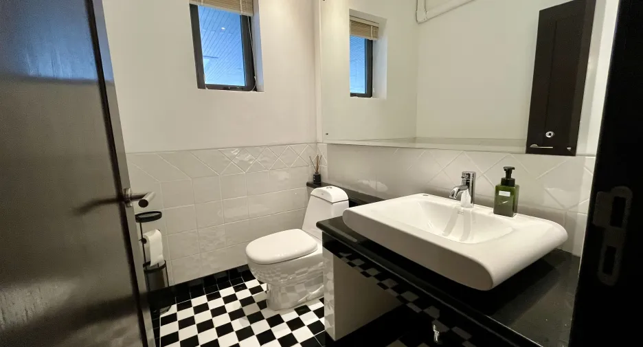 For rent 3 bedrooms condo in Thalang, Phuket
