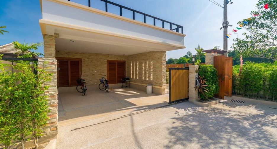 For sale 3 bedrooms villa in Mueang Phuket, Phuket