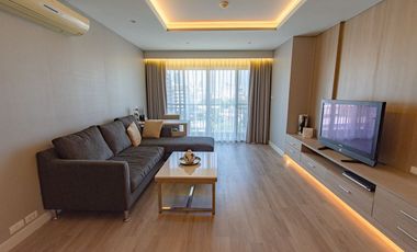 For rent 3 bedrooms apartment in Watthana, Bangkok