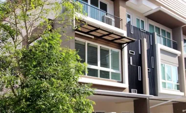 ขาย 4 ห้องนอน ทาวน์เฮ้าส์ ใน ภาษีเจริญ, กรุงเทพฯ