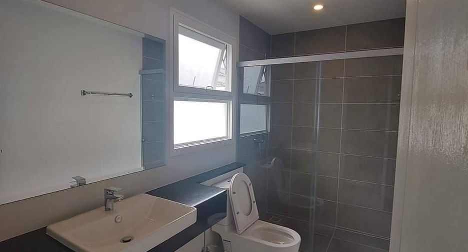 For rent 4 bedrooms house in Thalang, Phuket