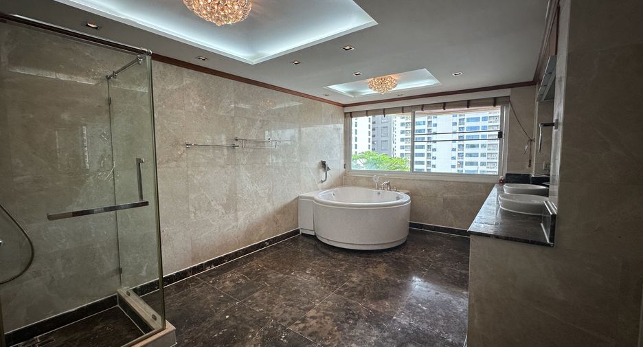 Wohnung zum Kauf und zur Miete mit 5 Zimmer in Khlong Toei, Bangkok