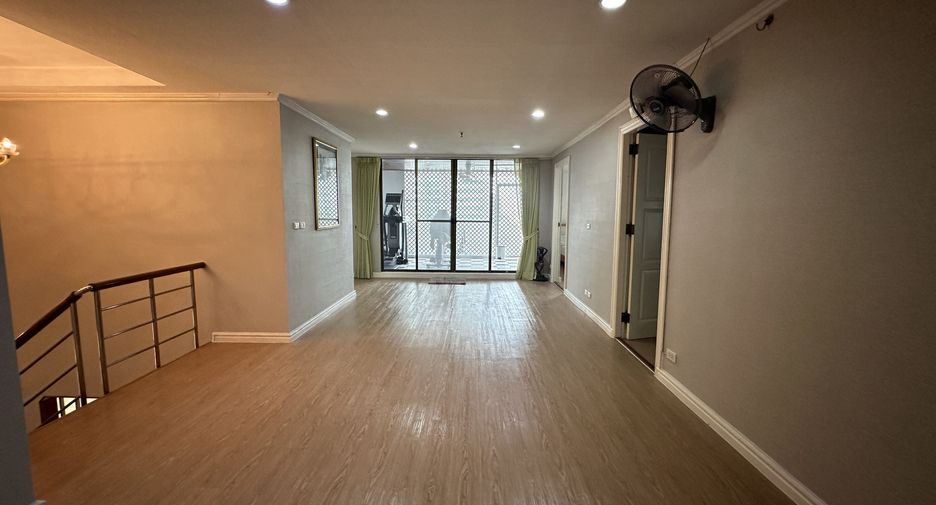 For sale and for rent 5 bedrooms condo in Khlong Toei, Bangkok