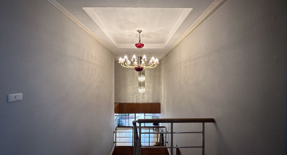 Wohnung zum Kauf und zur Miete mit 5 Zimmer in Khlong Toei, Bangkok