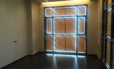 ขาย 2 ห้องนอน คอนโด ใน คลองเตย, กรุงเทพฯ
