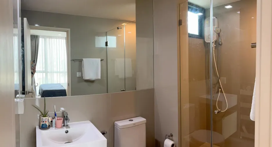 For sale and for rent 2 bedrooms condo in Khan Na Yao, Bangkok