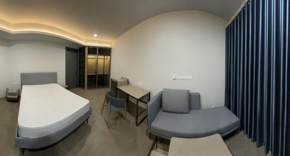 For rent 1 bed condo in Bang Rak, Bangkok