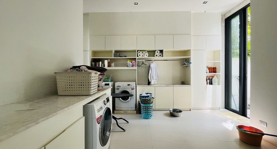 ขาย และ ให้เช่า 6 ห้องนอน วิลล่า ใน กะทู้, ภูเก็ต