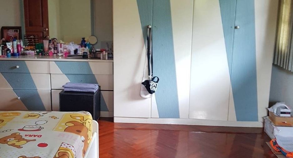 For sale 4 bedrooms house in Mueang Phuket, Phuket