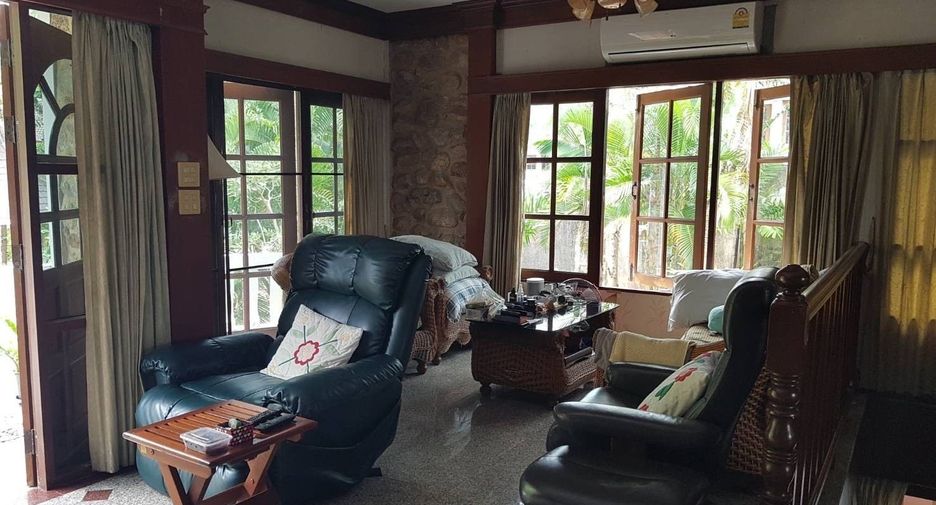 For sale 4 bedrooms house in Mueang Phuket, Phuket