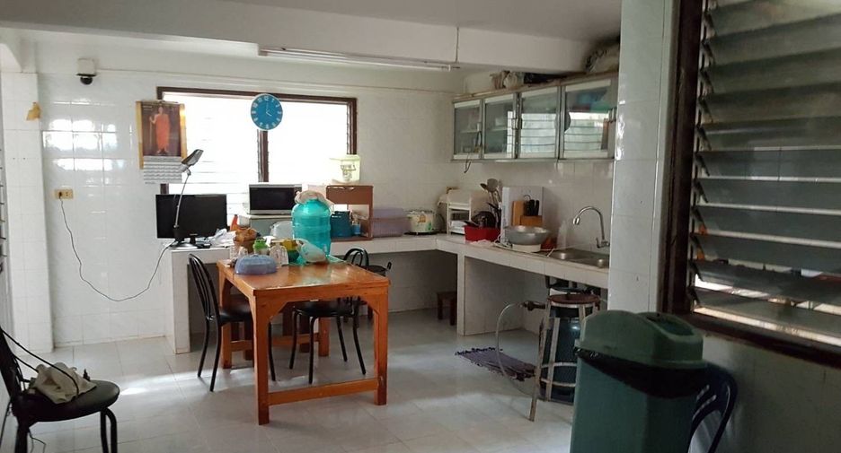 For sale 4 bedrooms house in Mueang Phuket, Phuket