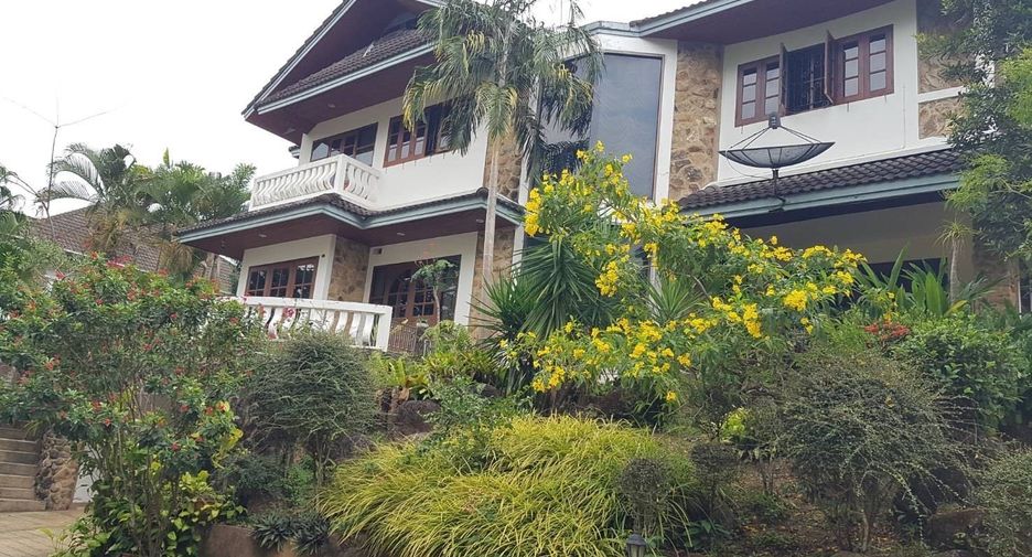 For sale 4 bedrooms house in Mueang Phuket, Phuket