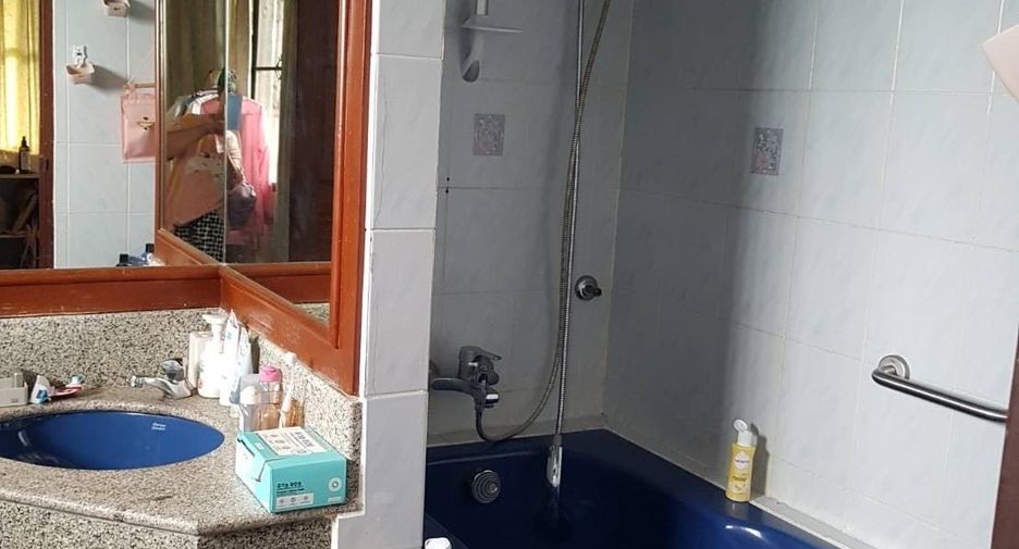 For sale 4 bedrooms house in Mueang Phuket, Phuket