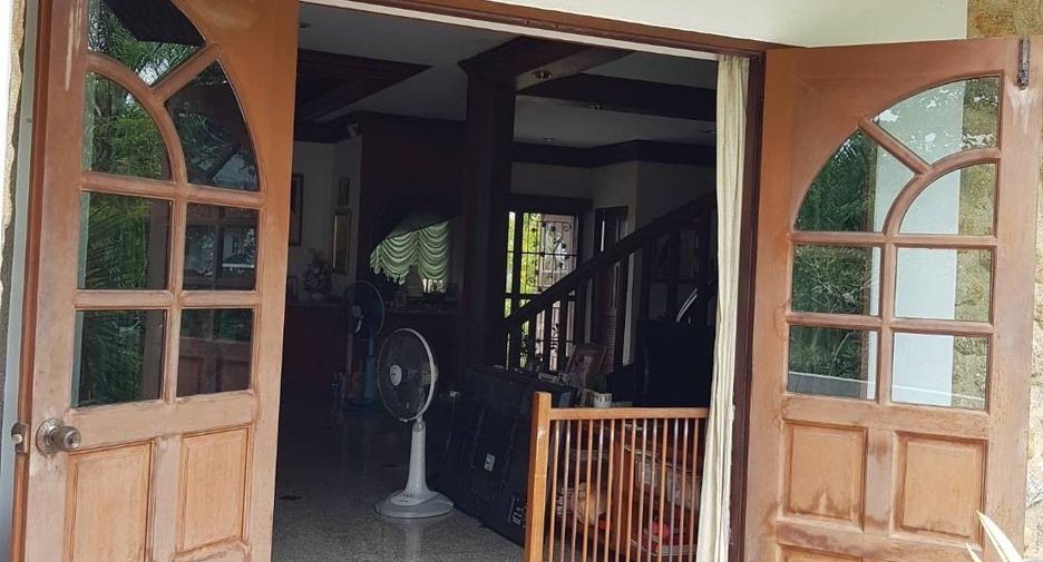 For sale 4 bedrooms house in Mueang Phuket, Phuket