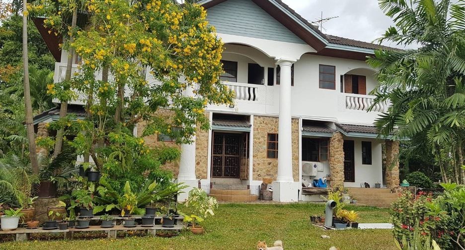 For sale 4 bedrooms house in Mueang Phuket, Phuket