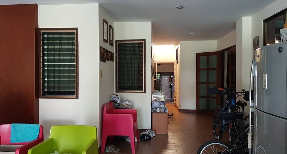 For sale 4 bedrooms house in Mueang Phuket, Phuket
