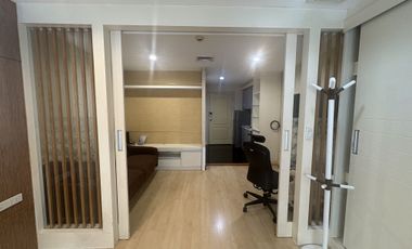 For rent スタジオ condo in Bang Rak, Bangkok