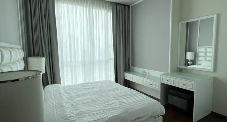 For sale 2 bedrooms condo in Watthana, Bangkok