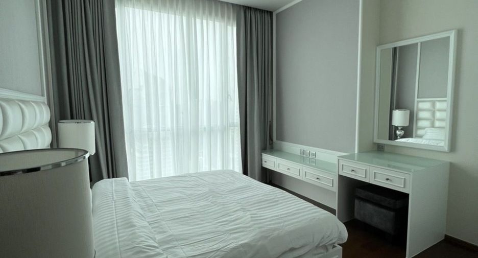 For sale 2 bedrooms condo in Watthana, Bangkok