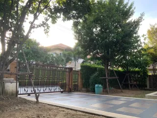 For sale 3 bedrooms house in Taling Chan, Bangkok