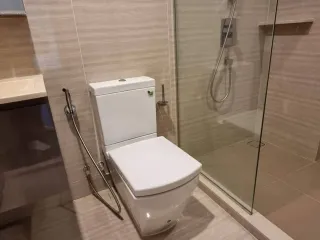À louer 1 chambre condo à Huai Khwang, Bangkok