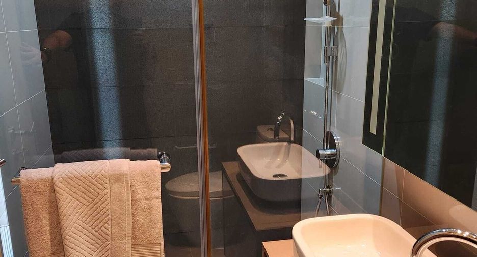 For sale and for rent 2 bedrooms condo in Bang Rak, Bangkok