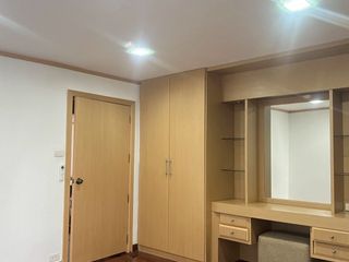 Wohnung zur Miete mit 4 Zimmer in Khlong Toei, Bangkok