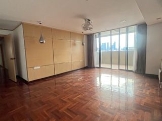 Wohnung zur Miete mit 4 Zimmer in Khlong Toei, Bangkok