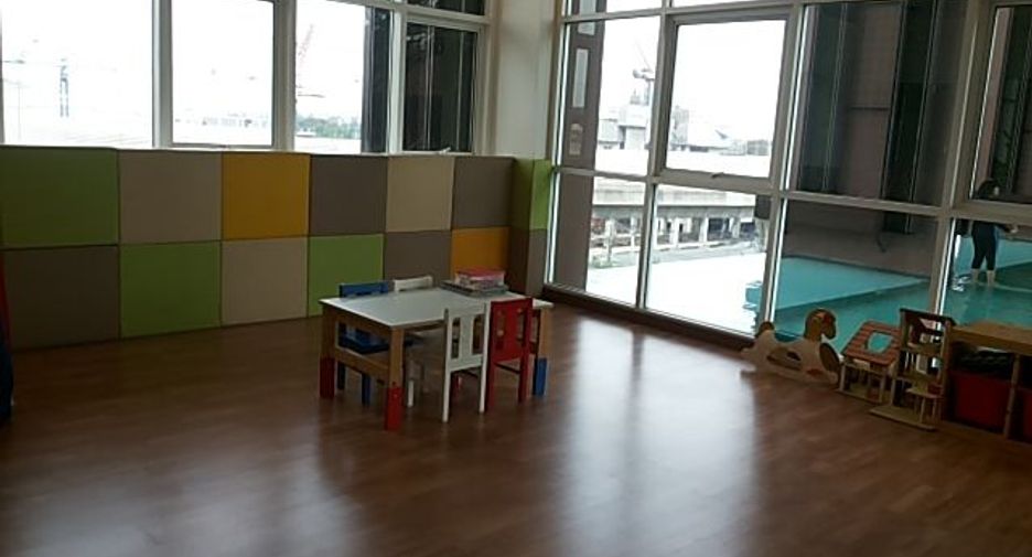 For rent 2 bedrooms condo in Bang Na, Bangkok