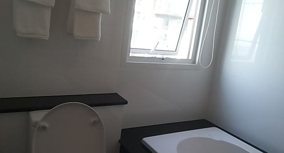 For rent 2 bedrooms condo in Bang Na, Bangkok