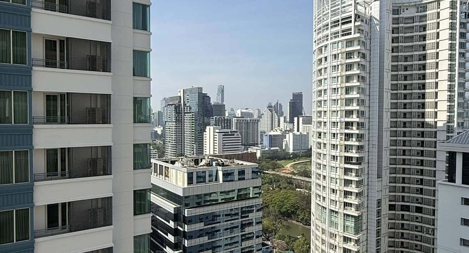 For rent 3 ベッドルーム condo in Pathum Wan, Bangkok