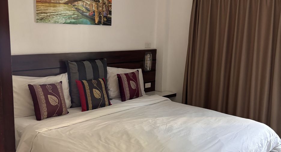For rent 3 bedrooms townhouse in Mueang Phuket, Phuket
