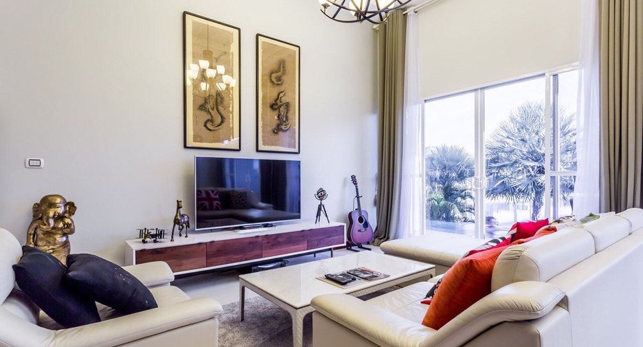 For sale 3 bedrooms villa in Thalang, Phuket