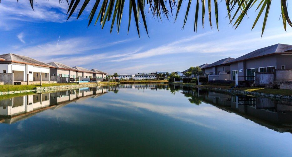 For sale 3 bedrooms villa in Thalang, Phuket