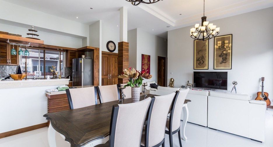 For sale 3 bedrooms villa in Thalang, Phuket