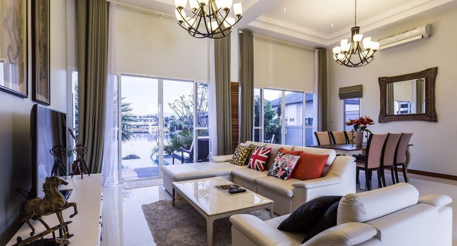 For sale 3 bedrooms villa in Thalang, Phuket