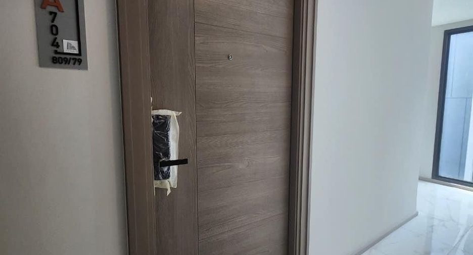 For rent 2 bedrooms condo in Phra Khanong, Bangkok